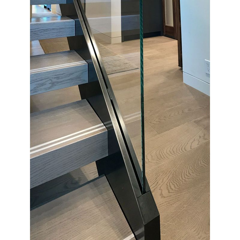Modern Interior U Channel Straight Staircase with Glass Railing - Anewson
