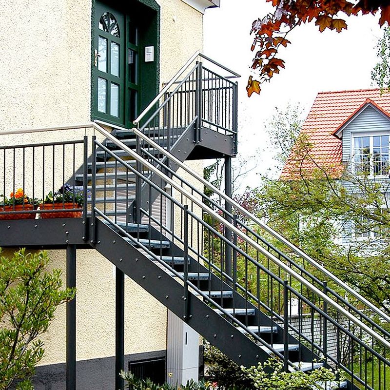 Contemporary outdoor staircase | Functional Reliability - Anewson