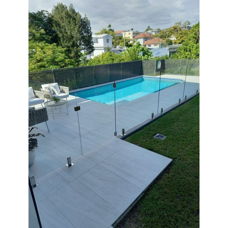 Commercial Spigot Glass Balustrade for Offices & Hotels - Anewson