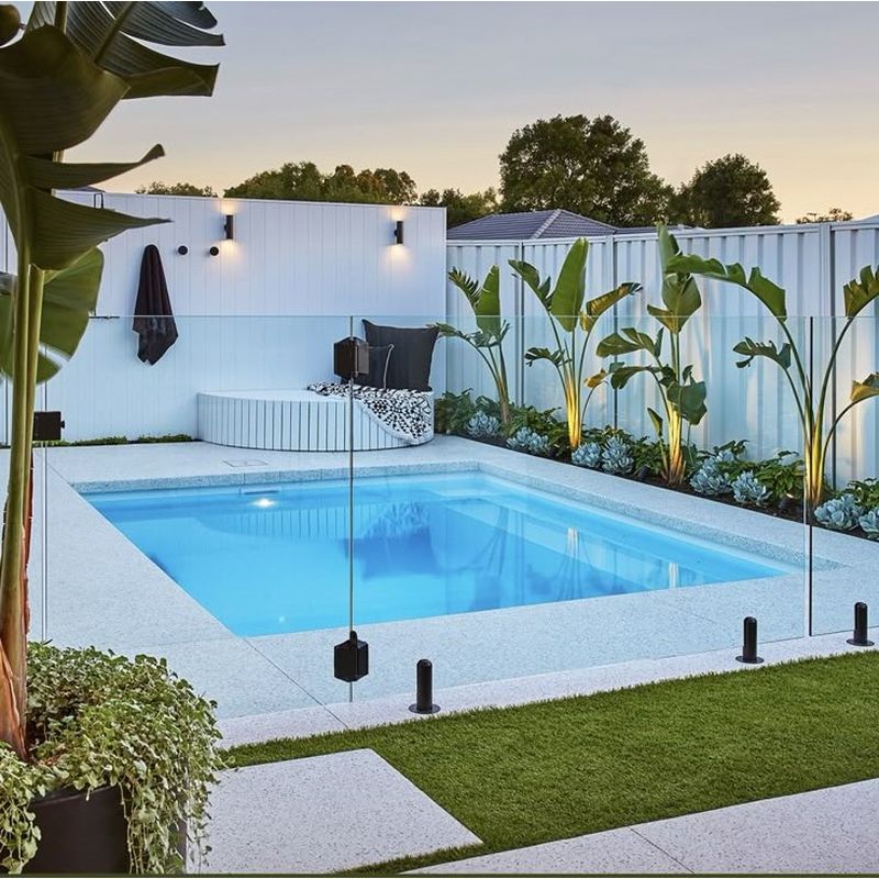 Commercial Spigot Glass Balustrade for Offices & Hotels - Anewson