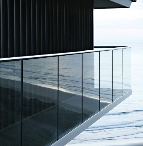 Durable Aluminum U-Channel for Secure Glass Panel Installation - Anewson